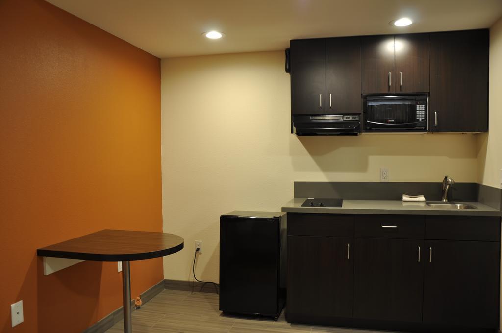 Motel 6 Maple/Main Hesperia Dış mekan fotoğraf